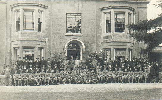 The Volunteers visit Cawthorpe Hall