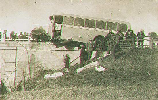 Bus crash 1930