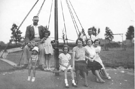 The Luesby family