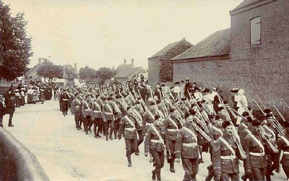 1914 parade